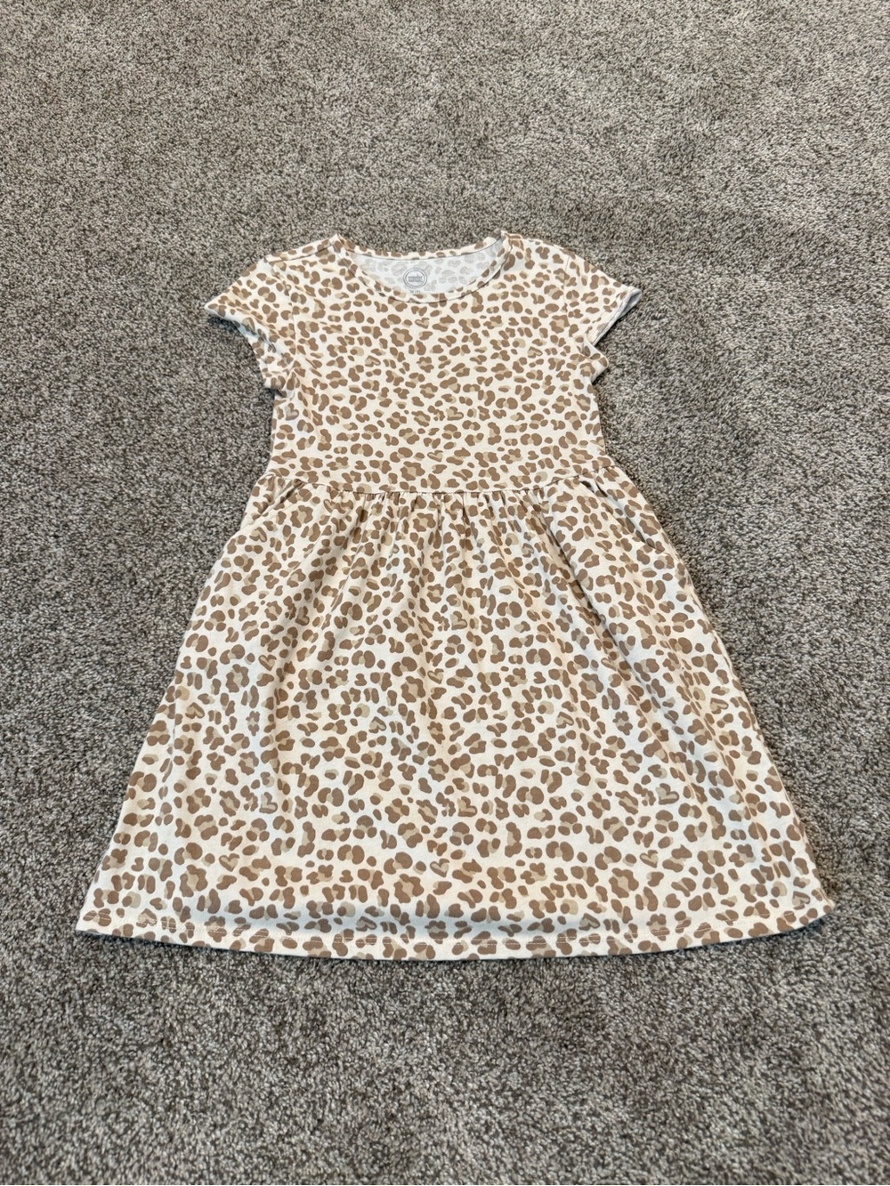 Girl’s Leopard Print Short Sleeve Dress